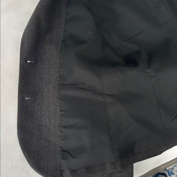 Theory woman’s wool blazer - Picture 7 of 8